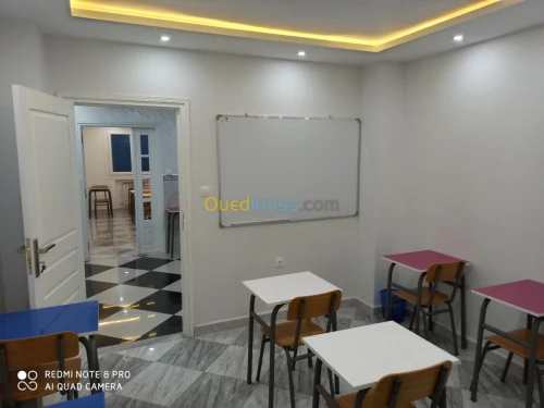 فرنسية،إنجليزية،المانية،اسبانية,ايطالية،تركية،صينية،كورية،روسية،عربية