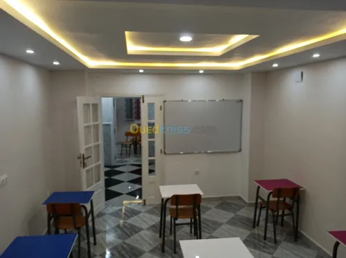 فرنسية،إنجليزية،المانية،اسبانية,ايطالية،تركية،صينية،كورية،روسية،عربية