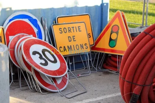 fabrication panneau signalisation