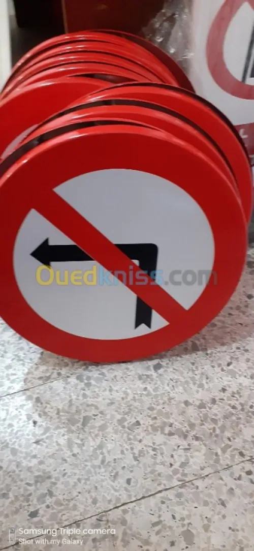 fabrication panneau signalisation