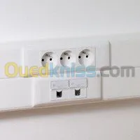 TRAVAUX D'ÉLECTRICITÉ