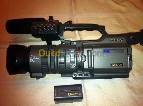 Sony DSR PD-150