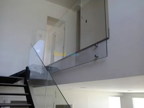 rampe discales  en inox et Verre et a