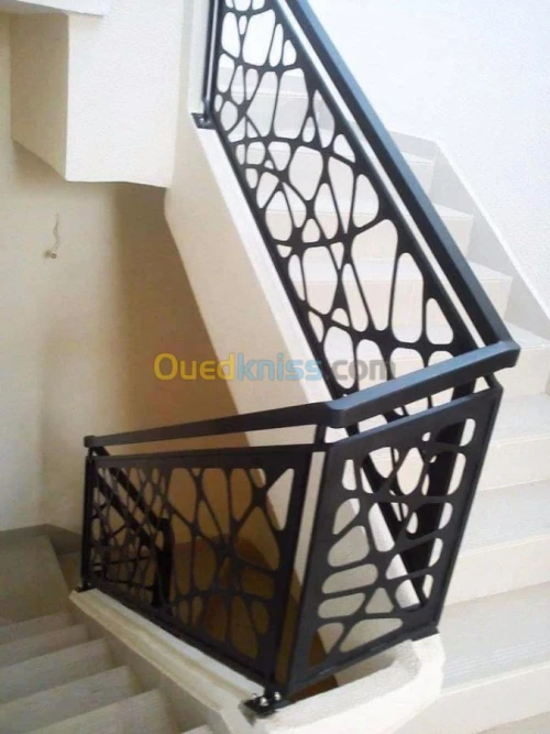 Fabrication artisanale de porte, escaliers