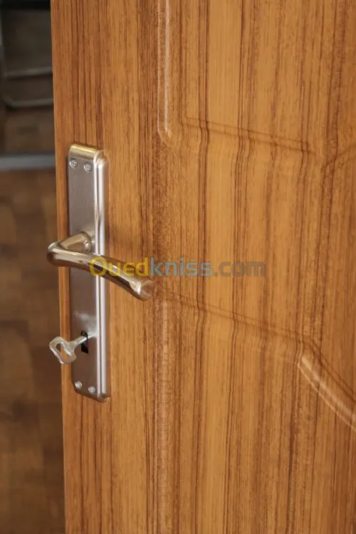 porte en MDF et PVC 