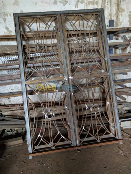 Menuiserie et serrurière métallique porte fenêtre et portail 