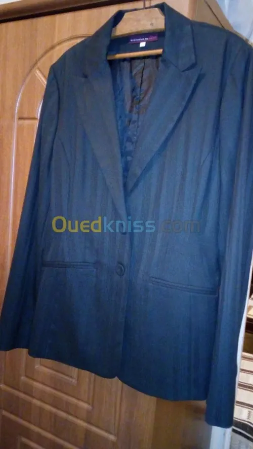 tailleur classique pour femme