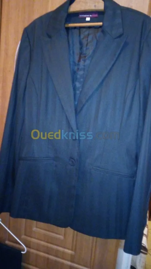 tailleur classique pour femme
