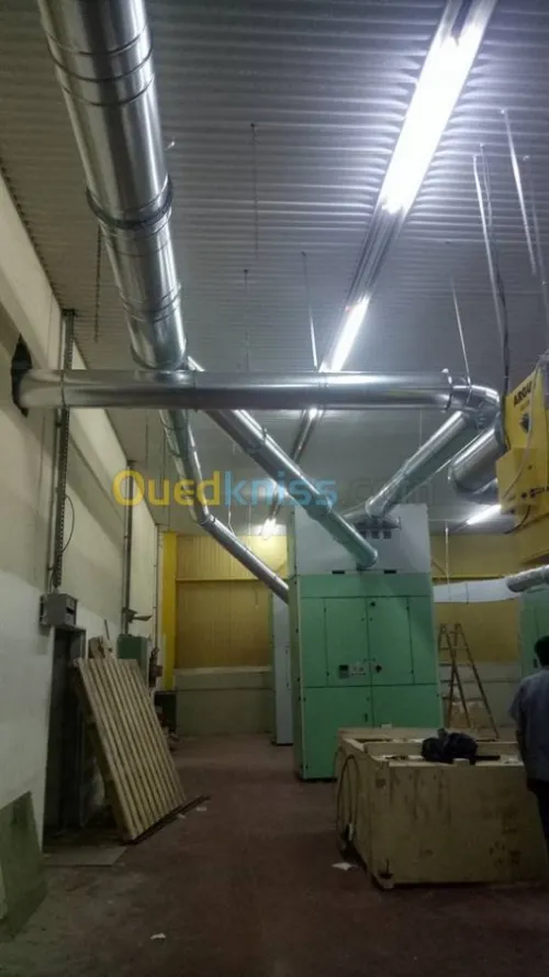 fabrication  de la gaine clim central 
