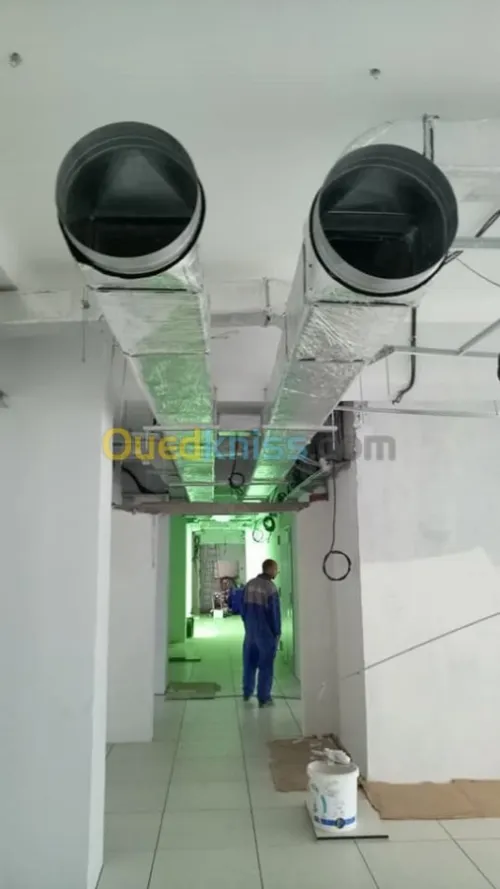 fabrication  de la gaine clim central 