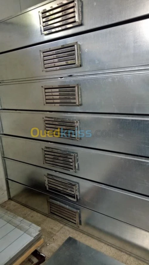 fabrication  de la gaine clim central 