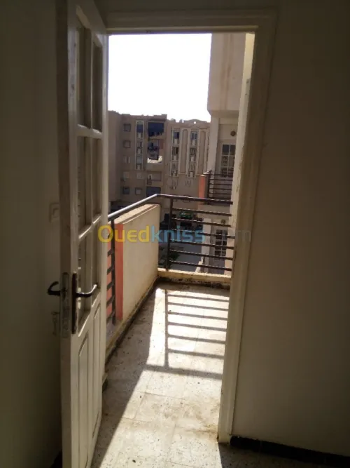 Vente Appartement F3 Relizane Oued rhiou