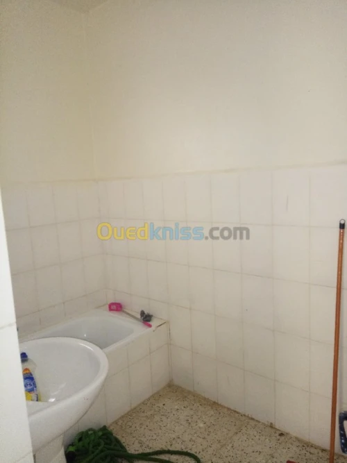 Vente Appartement F3 Relizane Oued rhiou