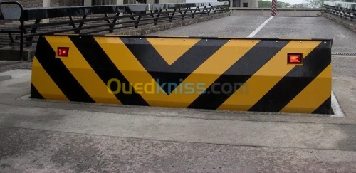 CONTROLE D'ACCES ET BORNE - OBSTACLE 