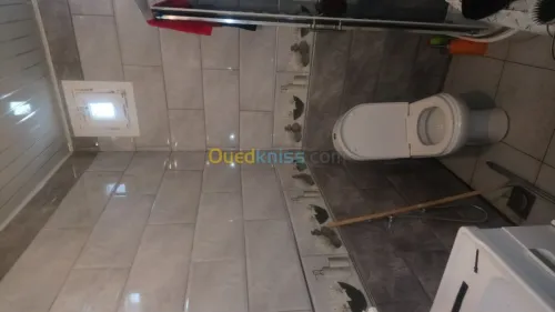 Dalle de sole et faïence 