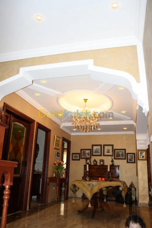 CONSTRUCTION  AMENAGEMENT