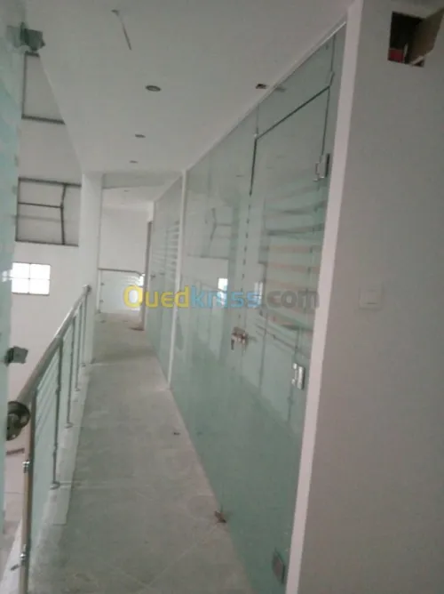 TRAVAUX EN INOX & VERRE 