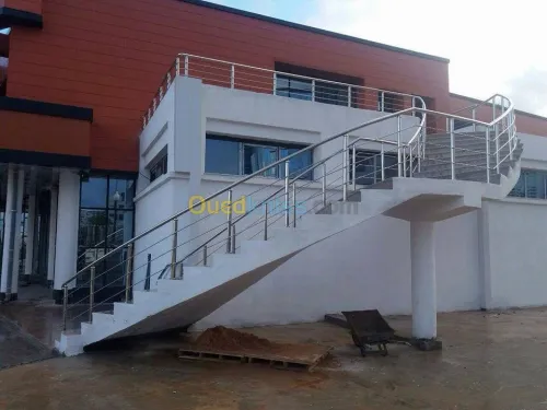 TRAVAUX EN INOX & VERRE 