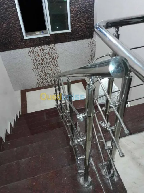 TRAVAUX EN INOX & VERRE 