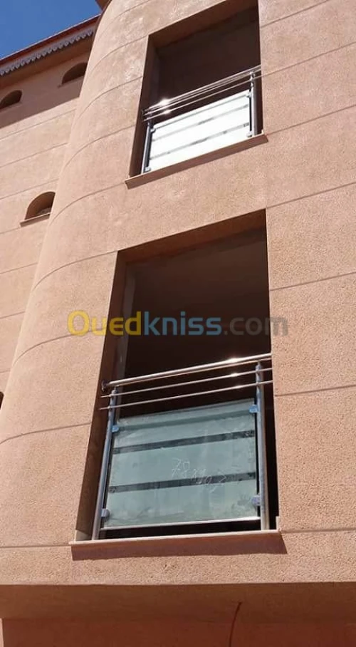 TRAVAUX EN INOX & VERRE 
