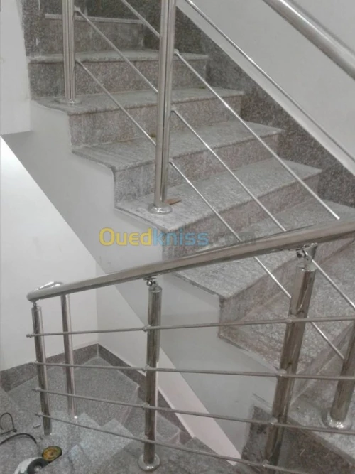 TRAVAUX EN INOX & VERRE 