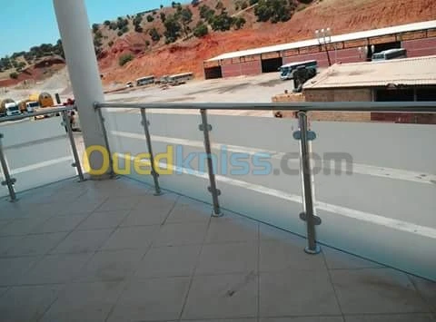 TRAVAUX EN INOX & VERRE 