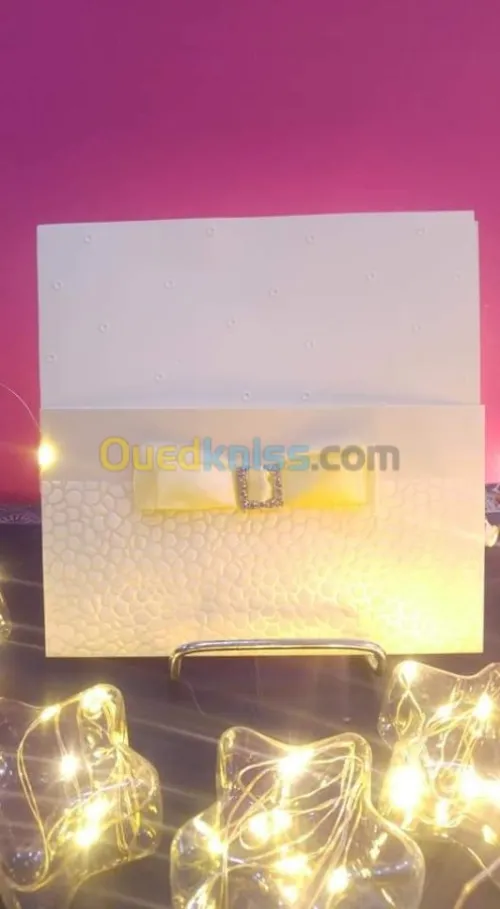 Vent des cartes d'invitations 