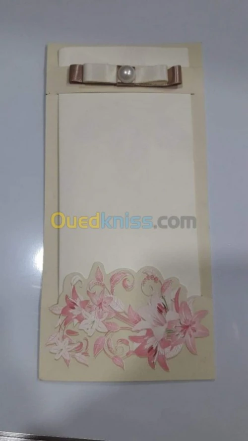 Vent des cartes d'invitations 