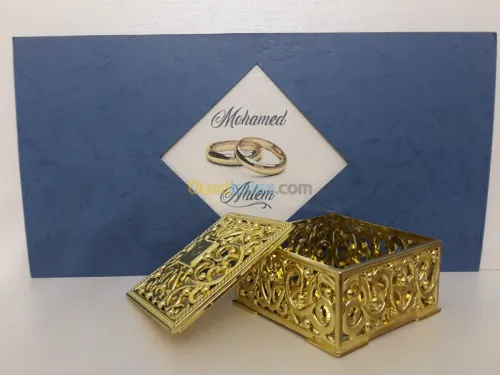 Vent des cartes d'invitations 