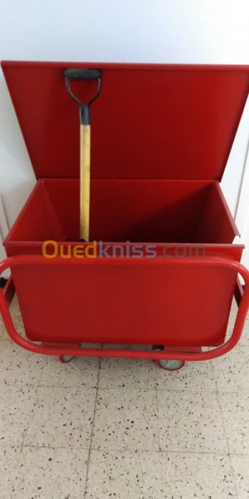 BAG A SABLE ET ARMOIRE POUR EXTINCTEUR