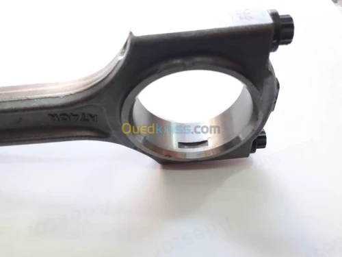 BIELLE MOTEUR MAHINDRA GENIO