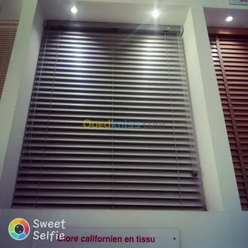 Fabrication de stores, portes et fenêt