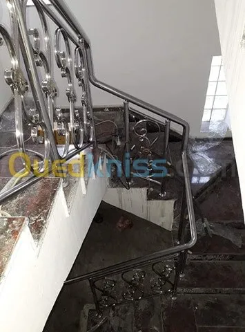  travaux en inox&verre-trampé 