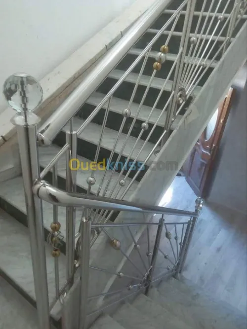  travaux en inox&verre-trampé 