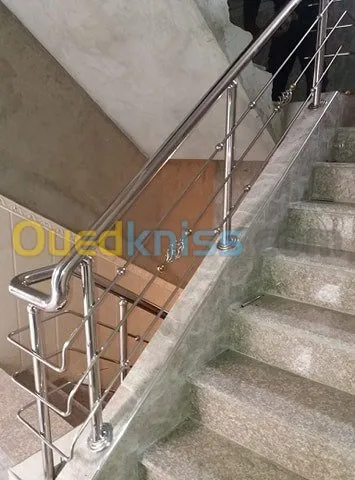  travaux en inox&verre-trampé 