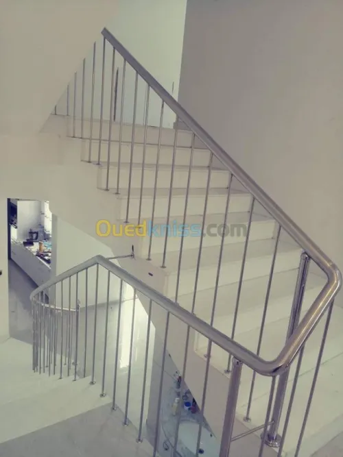  travaux en inox&verre-trampé 