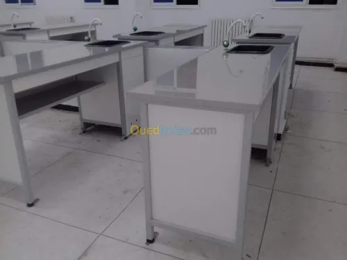 Table de laboratoire 