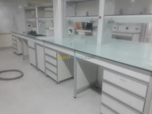 Table de laboratoire 