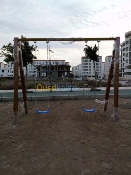 Équipement aire jeux