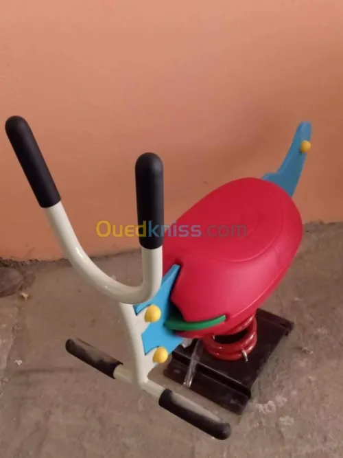 Équipement aire jeux