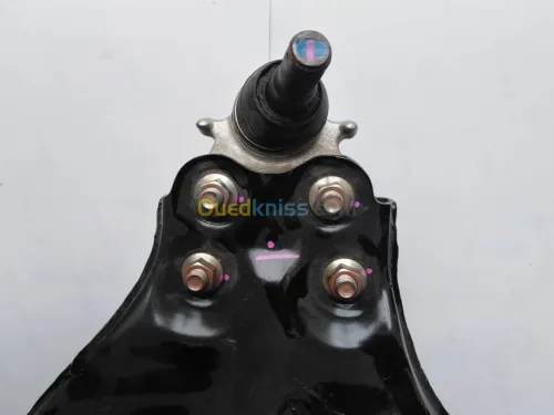 TRIANGLE DE SUSPENSION INF ISUZU D-MAX