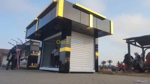 facade  magasin (alucobond &bois)