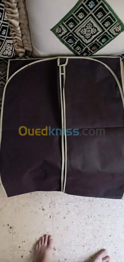 housse de vêtements