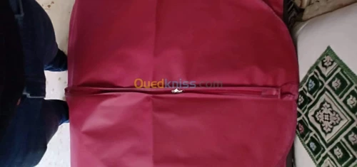 housse de vêtements