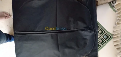housse de vêtements
