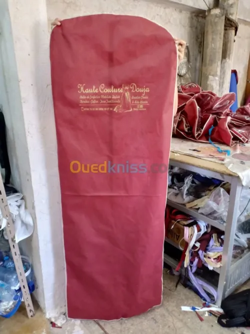 housse de vêtements