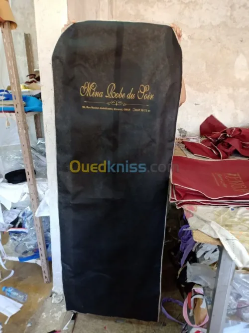 housse de vêtements