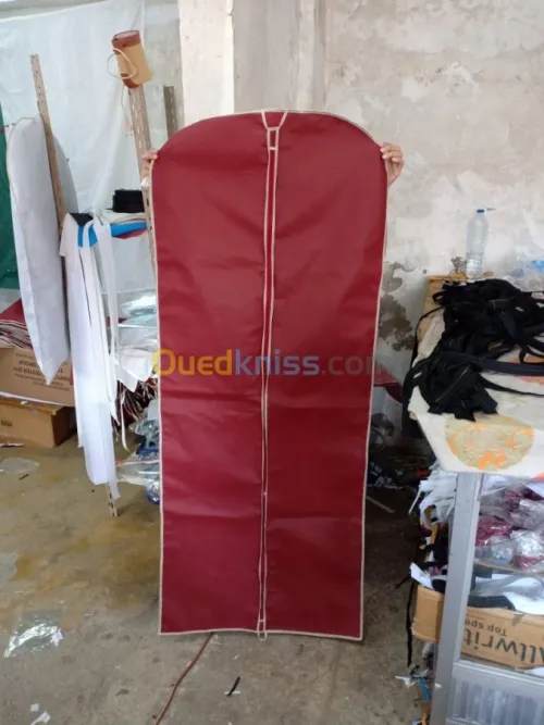 housse de vêtements