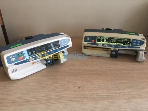 pousse seringue de marque alaris