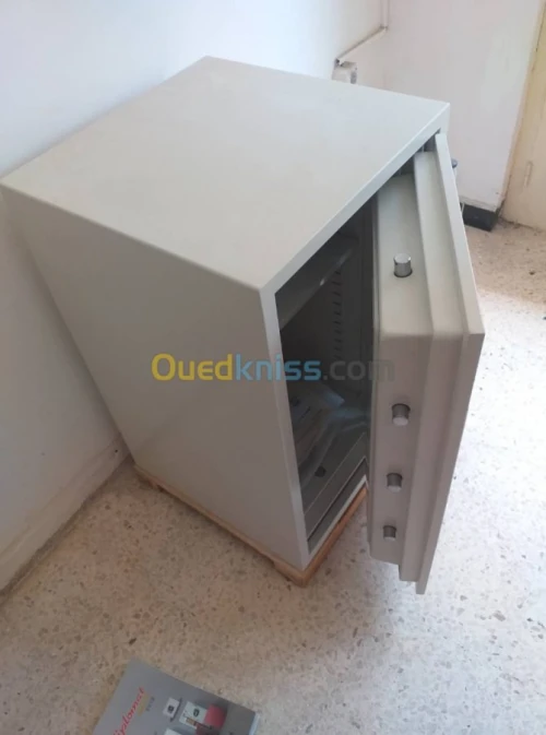 Ouverture porte fermée véhicule 24/24
